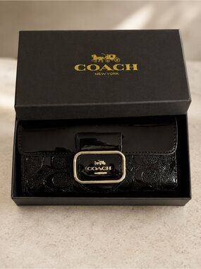 Title: Black Patent Signature Pattern Wallet with Box